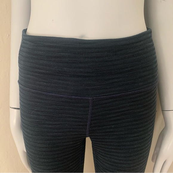 ATHLETA Athletic Tights Leggings Textured Herringbone Pattern Blue - Picture 13 of 16